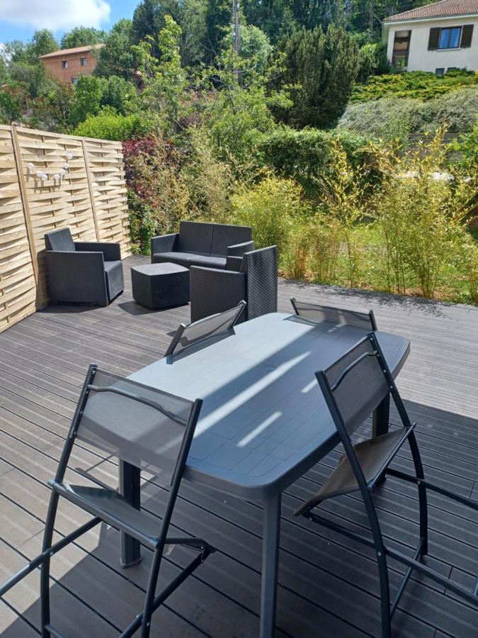Tres Belle Maison Cosy Orcines Exterior foto